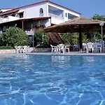 Navarone Hotel Petrochori (Peloponnese)