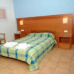 Navarone 3* Petrochori (Peloponnese)