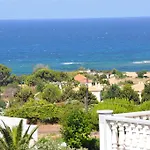 Navarone Hotel Petrochori (Peloponnese)
