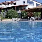 Hotel Navarone Petrochori (Peloponnese)
