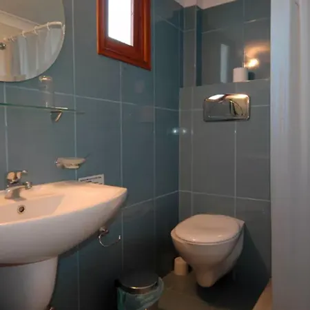 Navarone 3* Petrochori (Peloponnese)