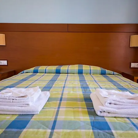 호텔 Navarone Petrochori (Peloponnese)