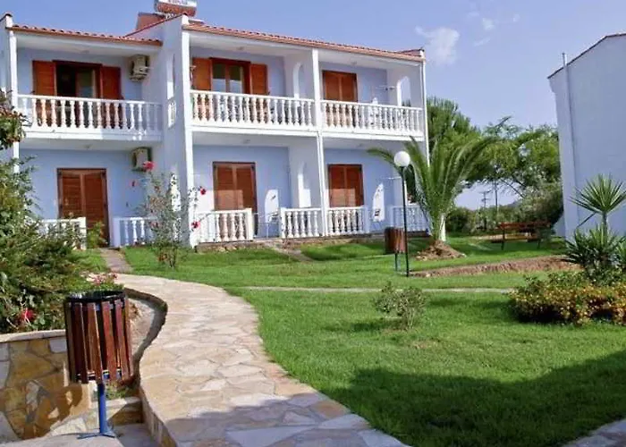 Отель Navarone Петрокорион