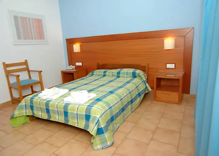 Navarone 3* Πετροχώρι