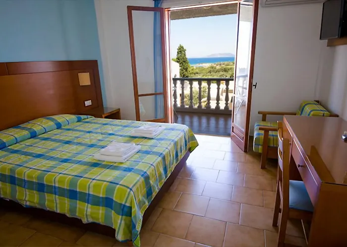 Navarone Петрокорион