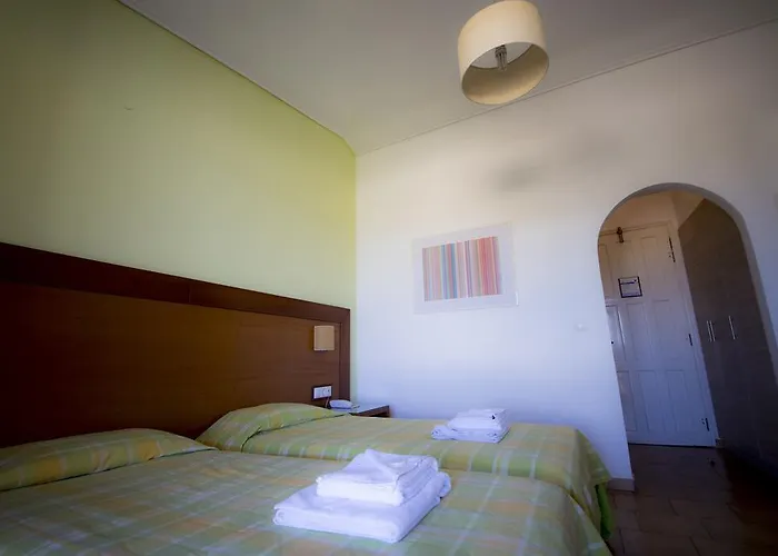 Отель Navarone Петрокорион